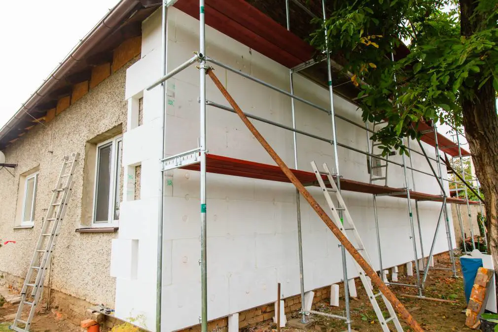 travaux d'isolation par l'extérieur maison 150m²